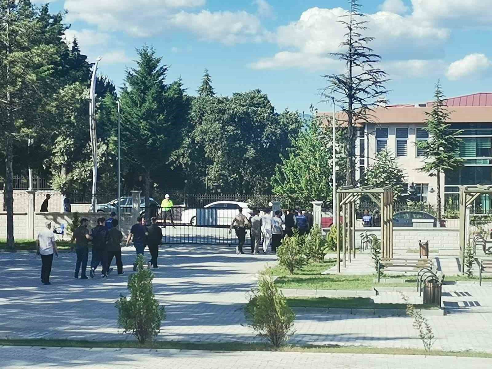Gediz’de çocuğun cinsel istismarıyla ilgili 6 şüpheli tutuklandı