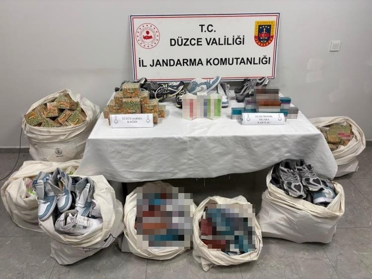 Kargo gönderiminden kaçak ürün çıktı