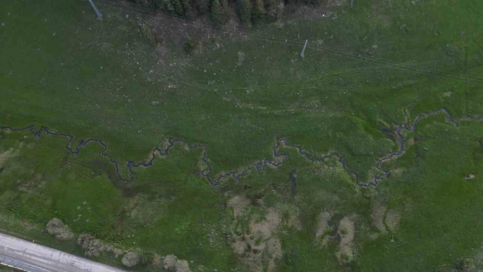 KARS’TA DOĞA ŞÖLENİ: KARLI ZİRVELER VE MENDERESLER HAYRAN BIRAKTI