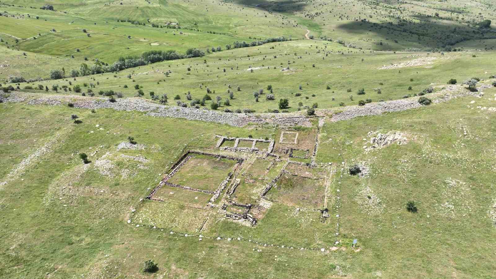 YOZGAT’TA ZAMAN YOLCULUĞU: DEMİR ÇAĞI’NIN METROPOLÜ KERKENES