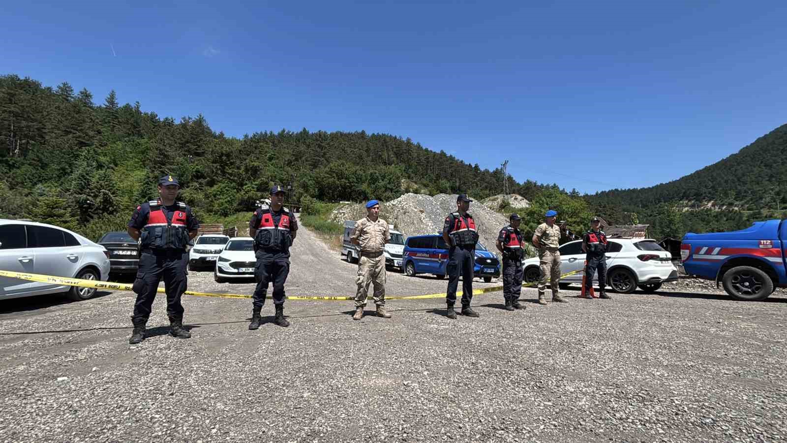 MADEN OCAĞINDA HAYATINI KAYBEDEN İŞÇİYİ ÇIKARMA ÇALIŞMALARINA YANGIN ENGELİ