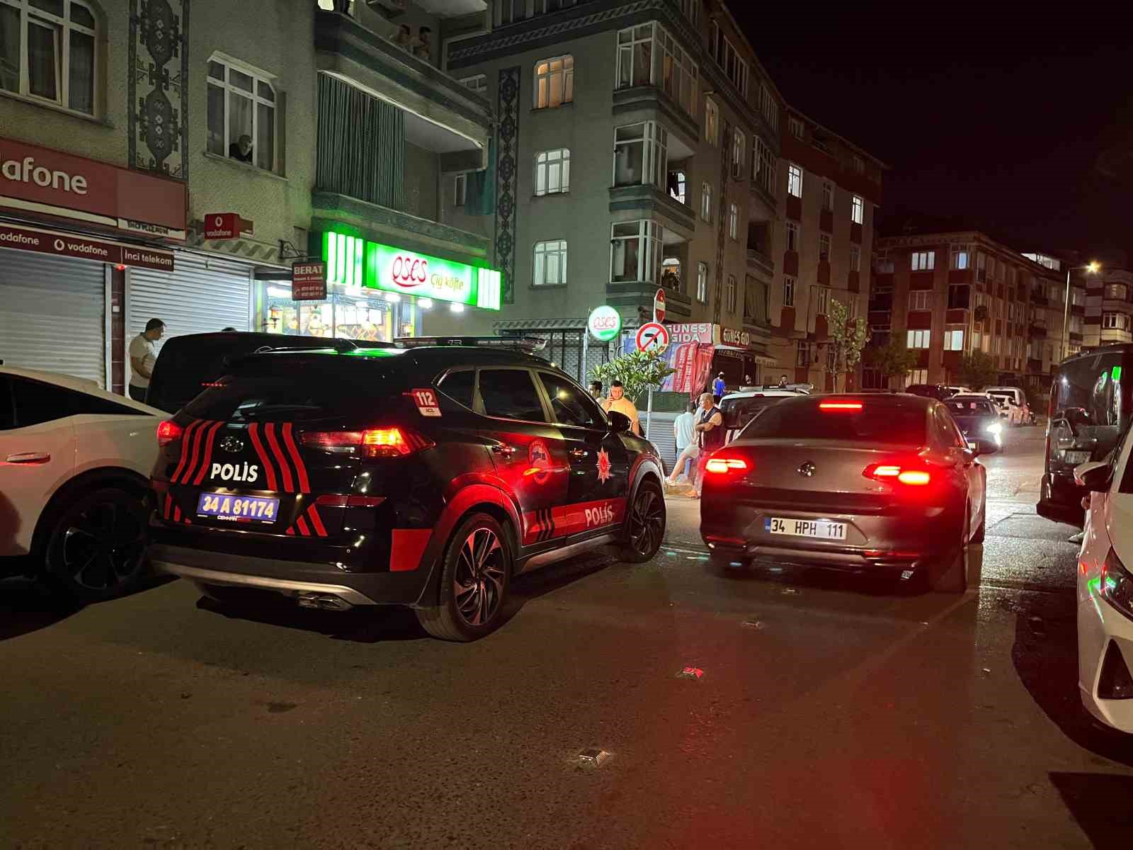 GAZİOSMANPAŞA’DA MOTOSİKLETLİ ŞAHISLARCA SİLAHLI SALDIRI: 1 YARALI