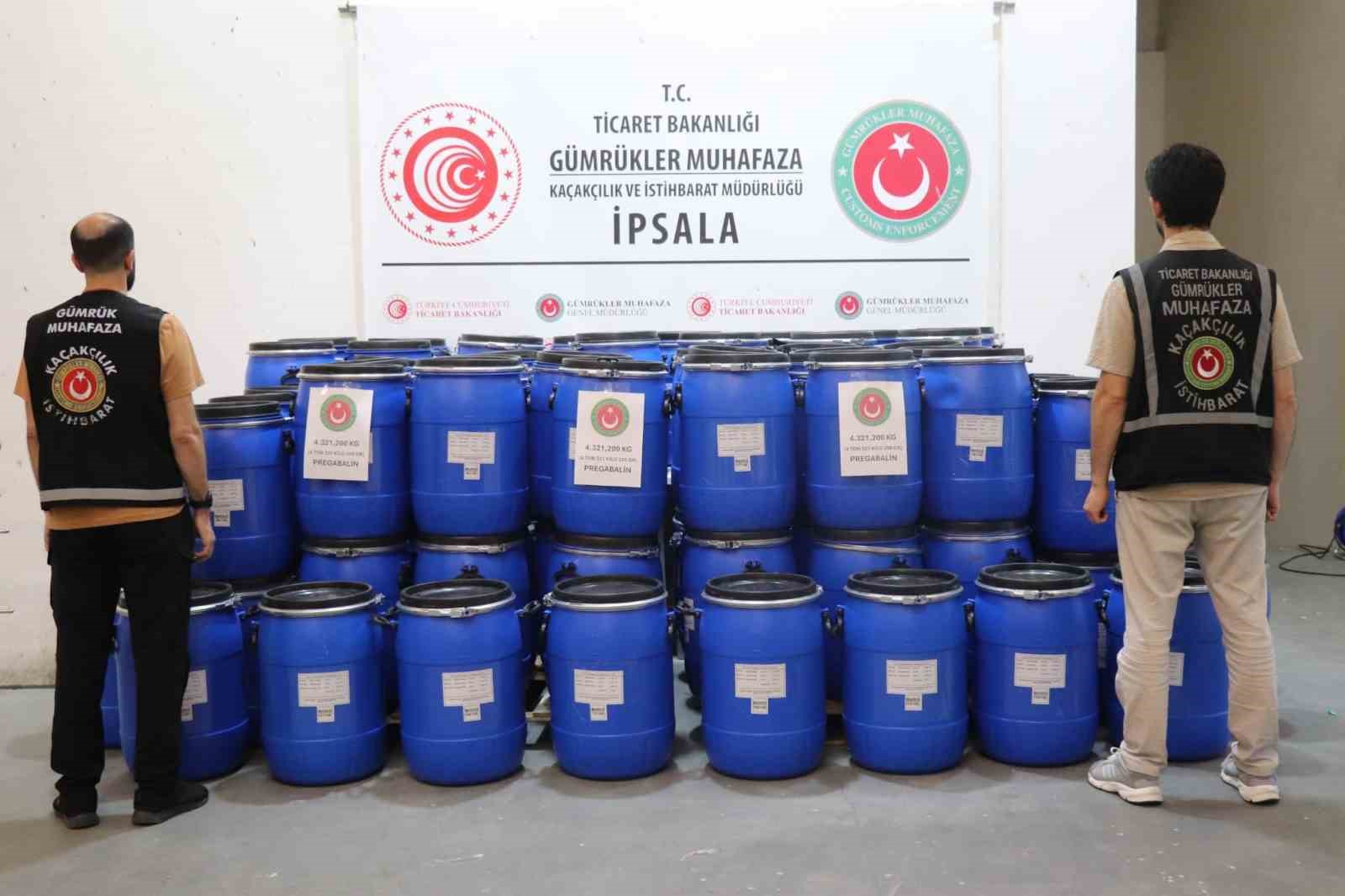 İPSALA GÜMRÜK KAPISI’NDA 4 TON 321 KİLO UYUŞTURUCU ELE GEÇİRİLDİ