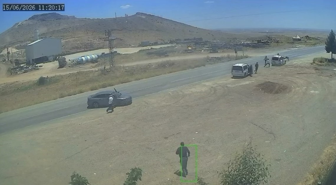 MARDİN’DE SİLAHLI KAVGANIN GÜVENLİK KAMERASI GÖRÜNTÜLERİ ORTAYA ÇIKTI