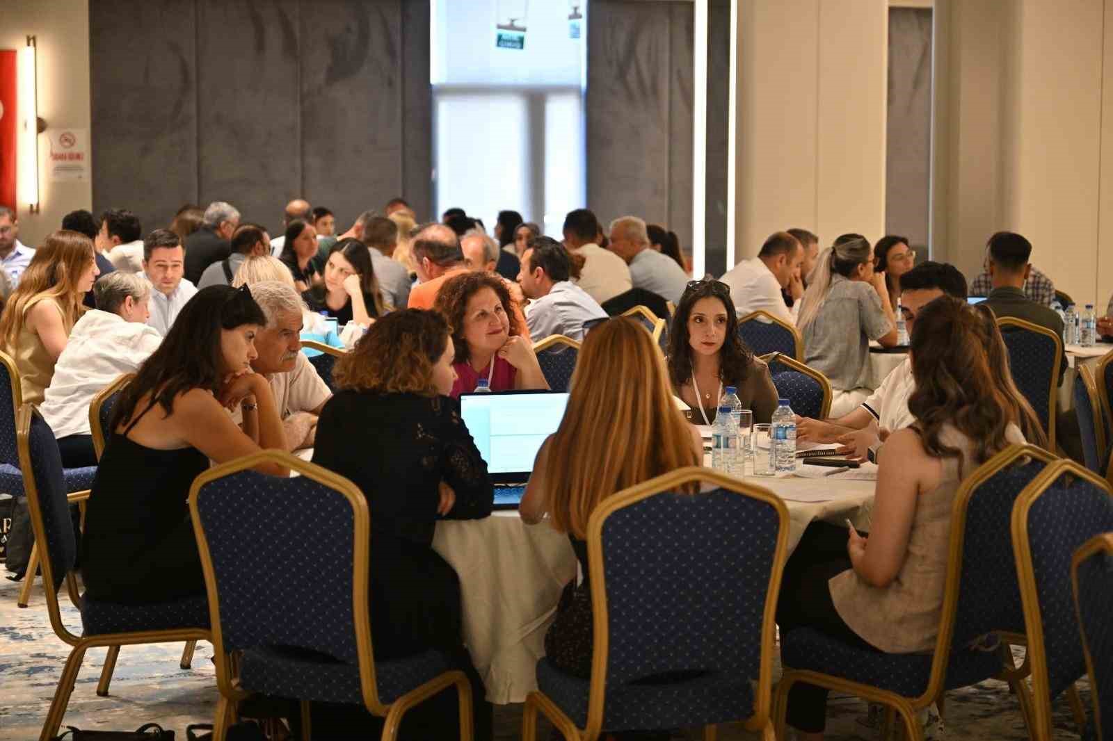 MANİSA’NIN İKLİM RİSKLERİ MASAYA YATIRILDI