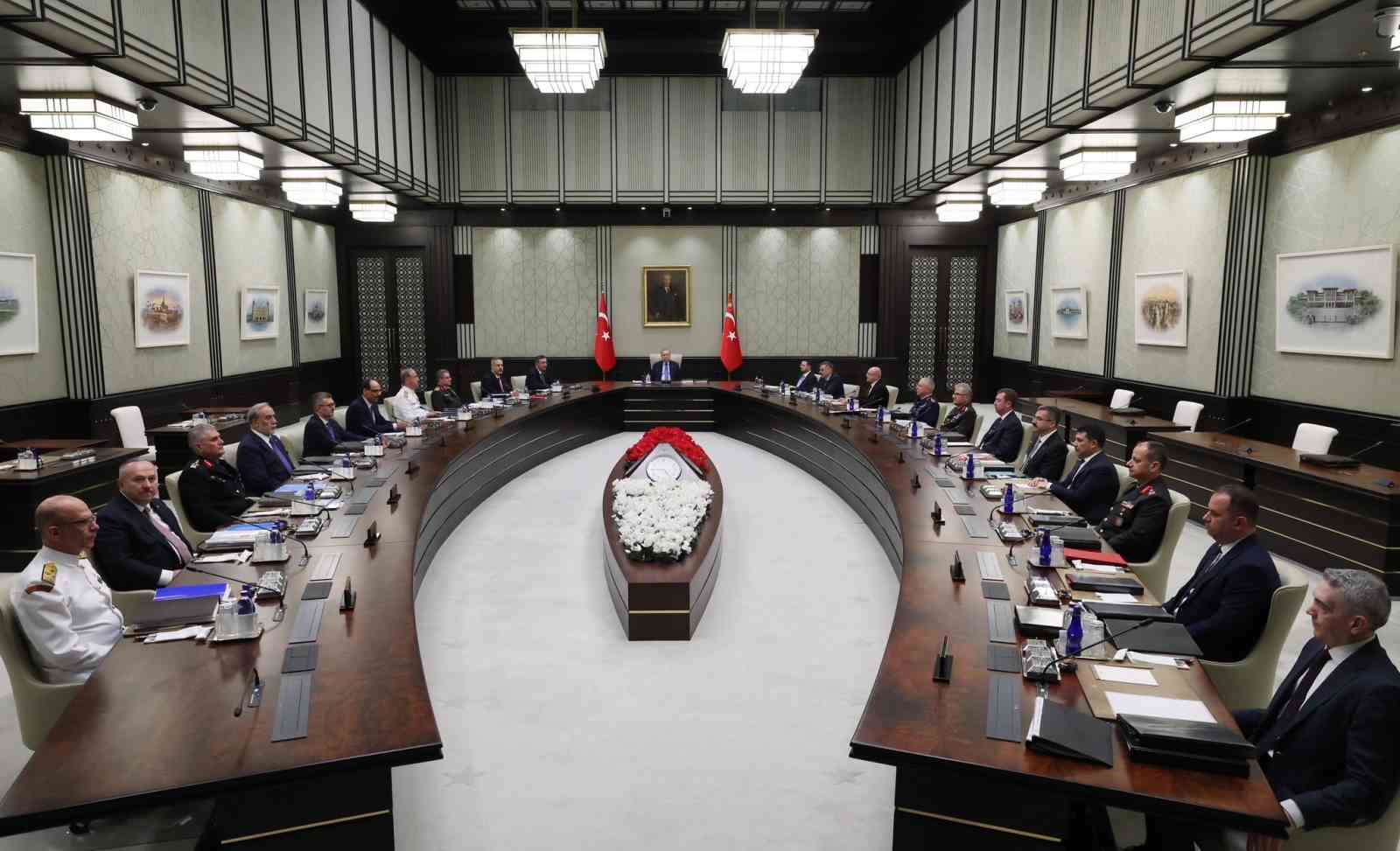 MGK BİLDİRİSİ: "TERÖRSÜZ TÜRKİYE, TERÖRSÜZ BÖLGE HEDEFLERİNE YÖNELİK ÇALIŞMALAR DEĞERLENDİRİLDİ"
