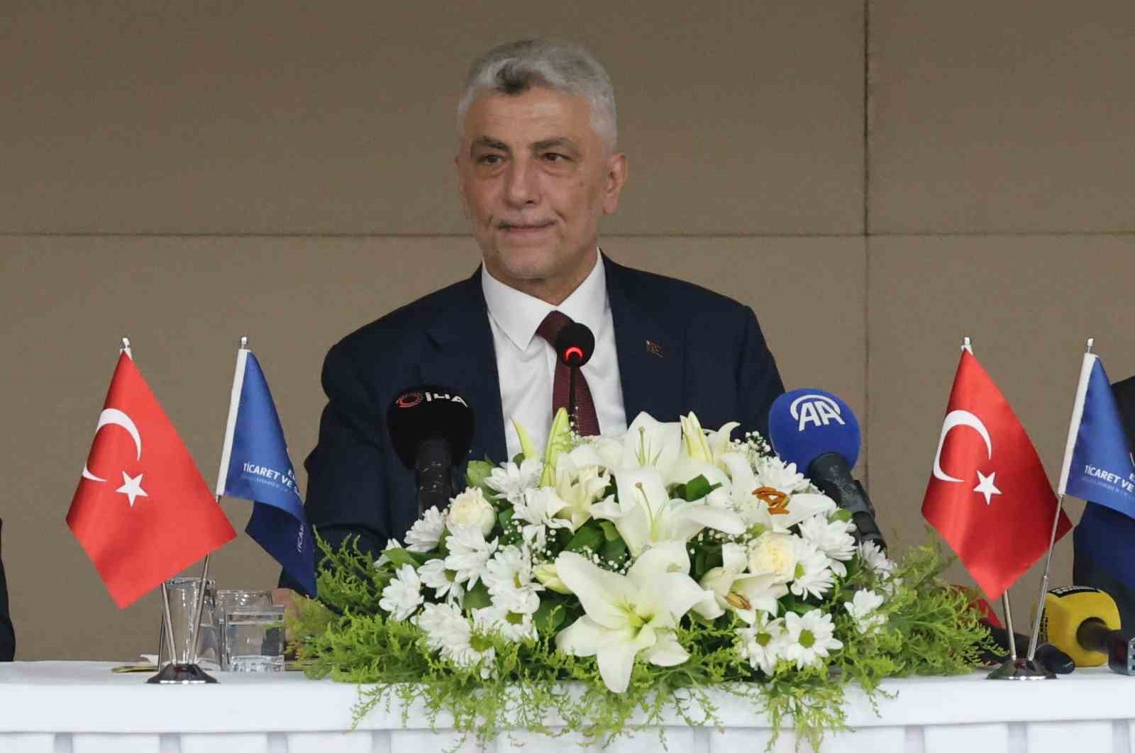 BAKAN BOLAT: "TÜRKİYE 273 BUÇUK MİLYAR DOLAR YILLIK İHRACAT YAPAN BİR ÜLKE KONUMUNA GELDİ"