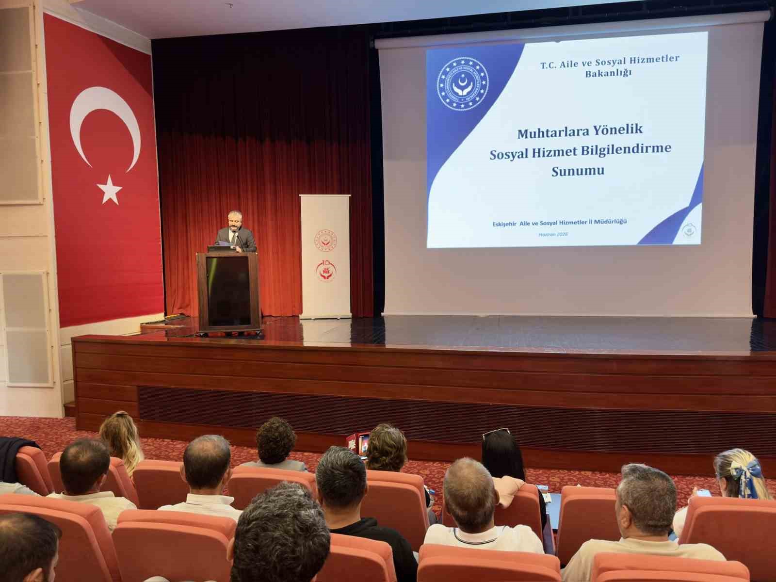 MUHTARLAR, KADINA YÖNELİK ŞİDDETLE İLGİLİ BİLGİLENDİRİLDİ