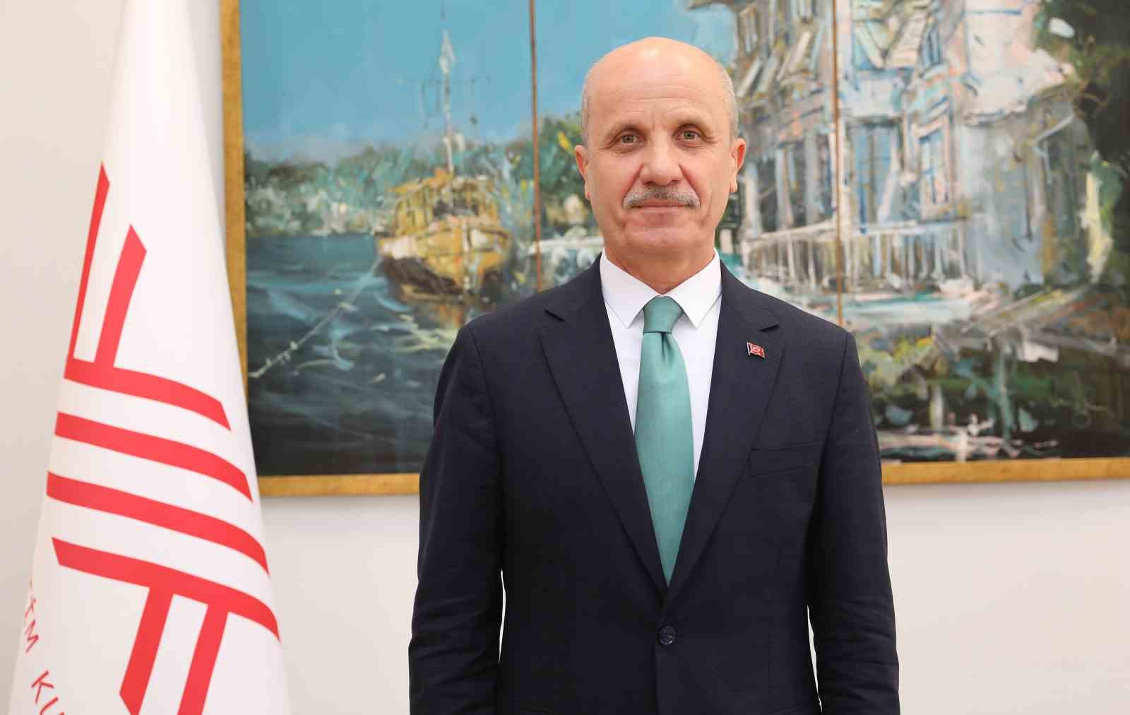 YÖK BAŞKANI ÖZVAR: "TÜRKİYE’NİN YARINLARINI İNŞA EDECEK SİZ GENÇLERİMİZE GÜVENİYORUZ"