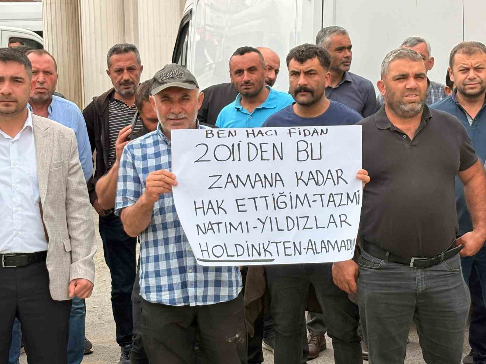 YOZGAT’TA 4 AYDIR MAAŞLARINI ALAMADIKLARINI İLERİ SÜREN MADEN İŞÇİLERİ İŞVERENİ PROTESTO ETTİ