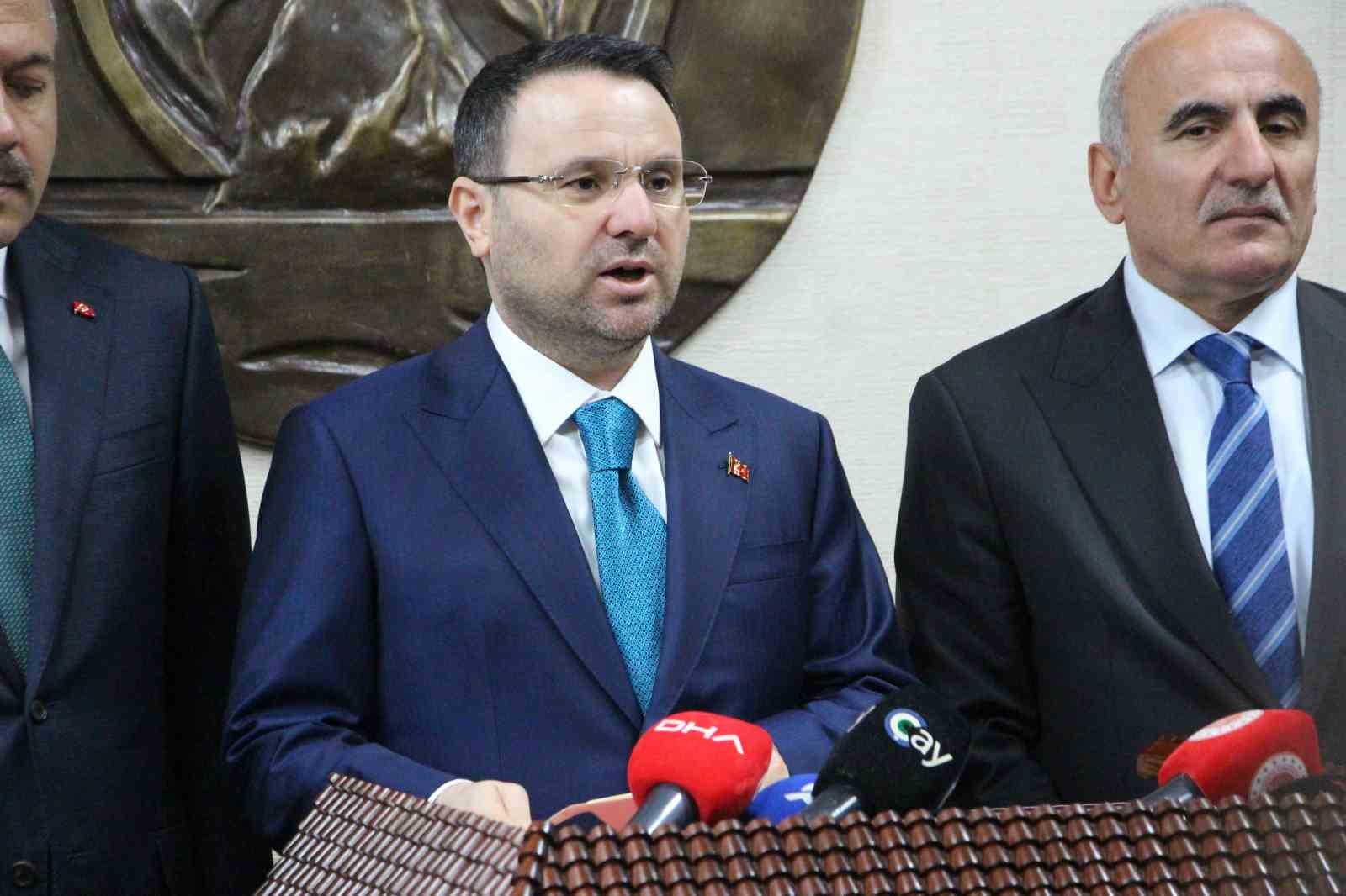 ADALET BAKANI GÜRLEK: "HUKUK SİSTEMİMİZ ÜZERİNDE VESAYETİN KURULMASINA MÜSAADE ETMEYECEĞİZ"