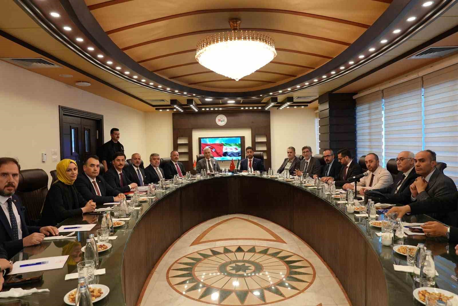 TÜRKİYE İLE SURİYE ARASINDA "SAĞLIK VE TIP BİLİMLERİ ALANINDA İŞ BİRLİĞİ ANLAŞMASI" İMZALANDI