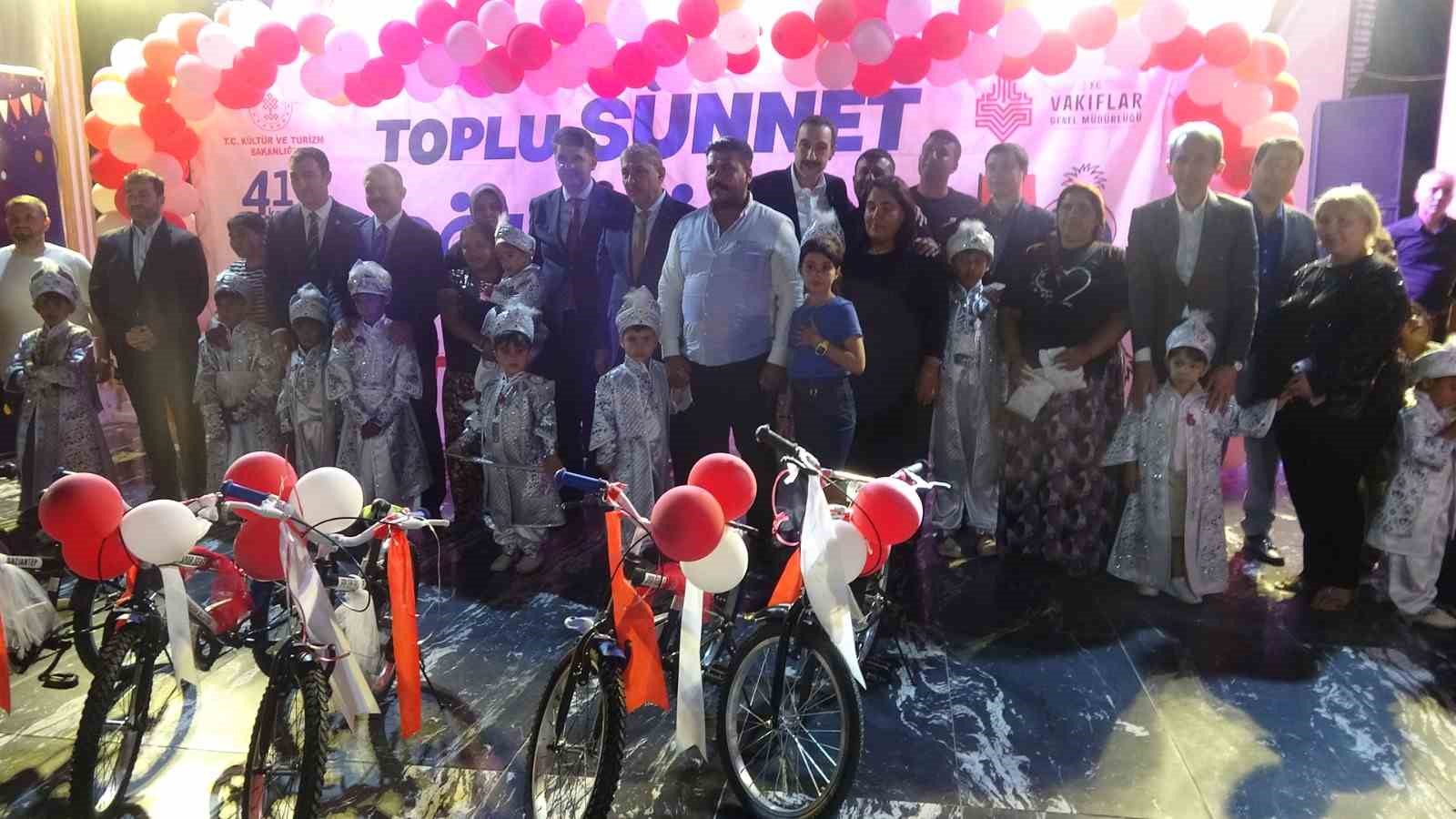 KİLİS’TE GELENEKSEL SÜNNET ŞÖLENİ: 25 ÇOCUK SÜNNET OLDU
