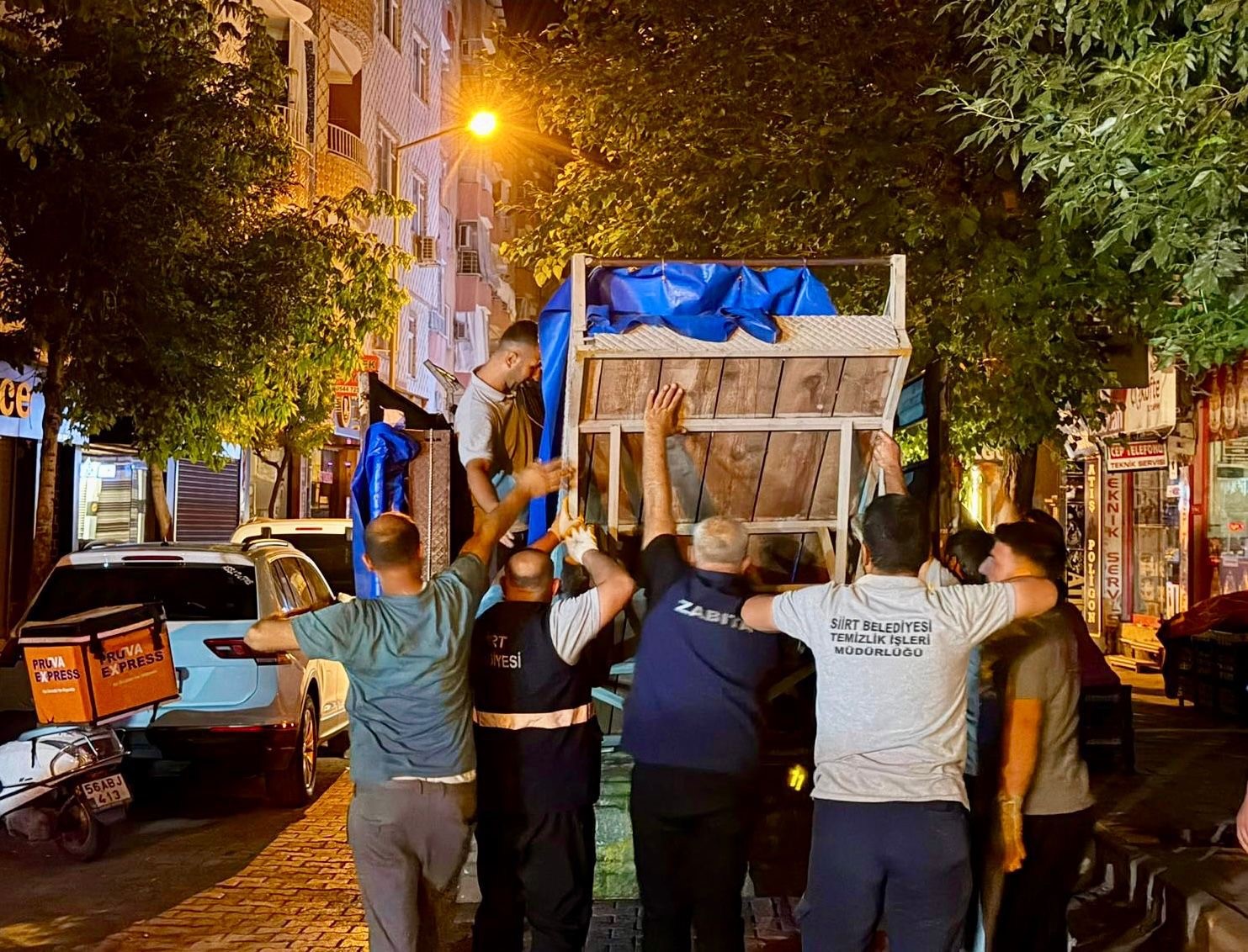 SİİRT’TE ZABITA EKİPLERİNDEN YOĞUN DENETİM: 228 İŞ YERİ KONTROL EDİLDİ