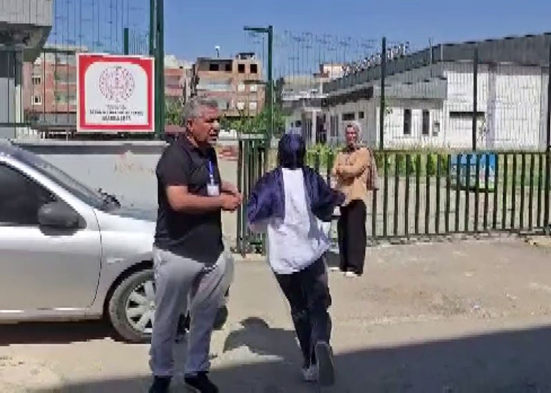 GAZİANTEP’TE YKS HEYECANI BAŞLADI: KOŞA KOŞA GELDİ, SON ANDA YETİŞTİ