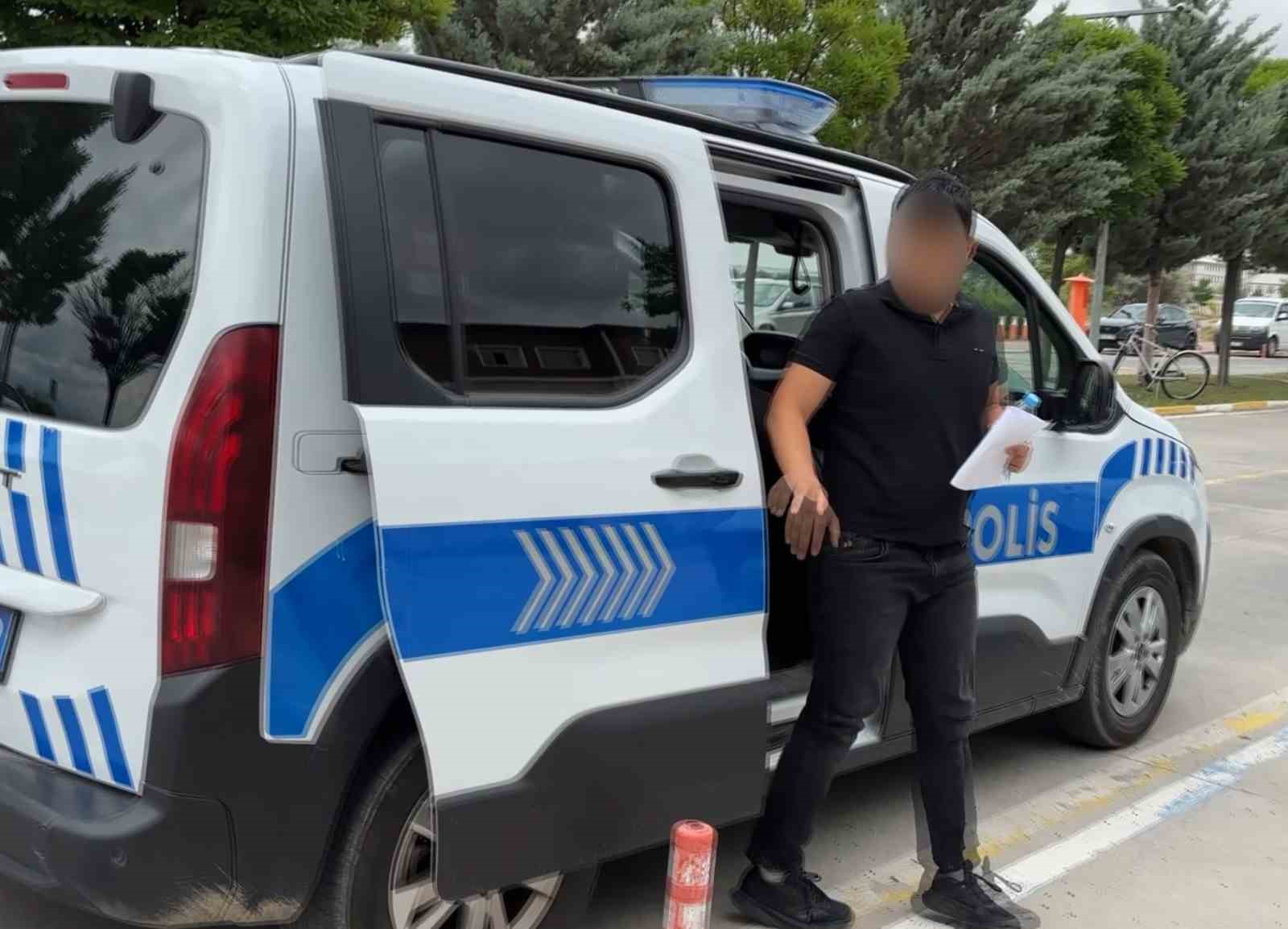 POLİS SEFERBER OLDU AMA 2 DAKİKAYLA SINAVI KAÇIRDI