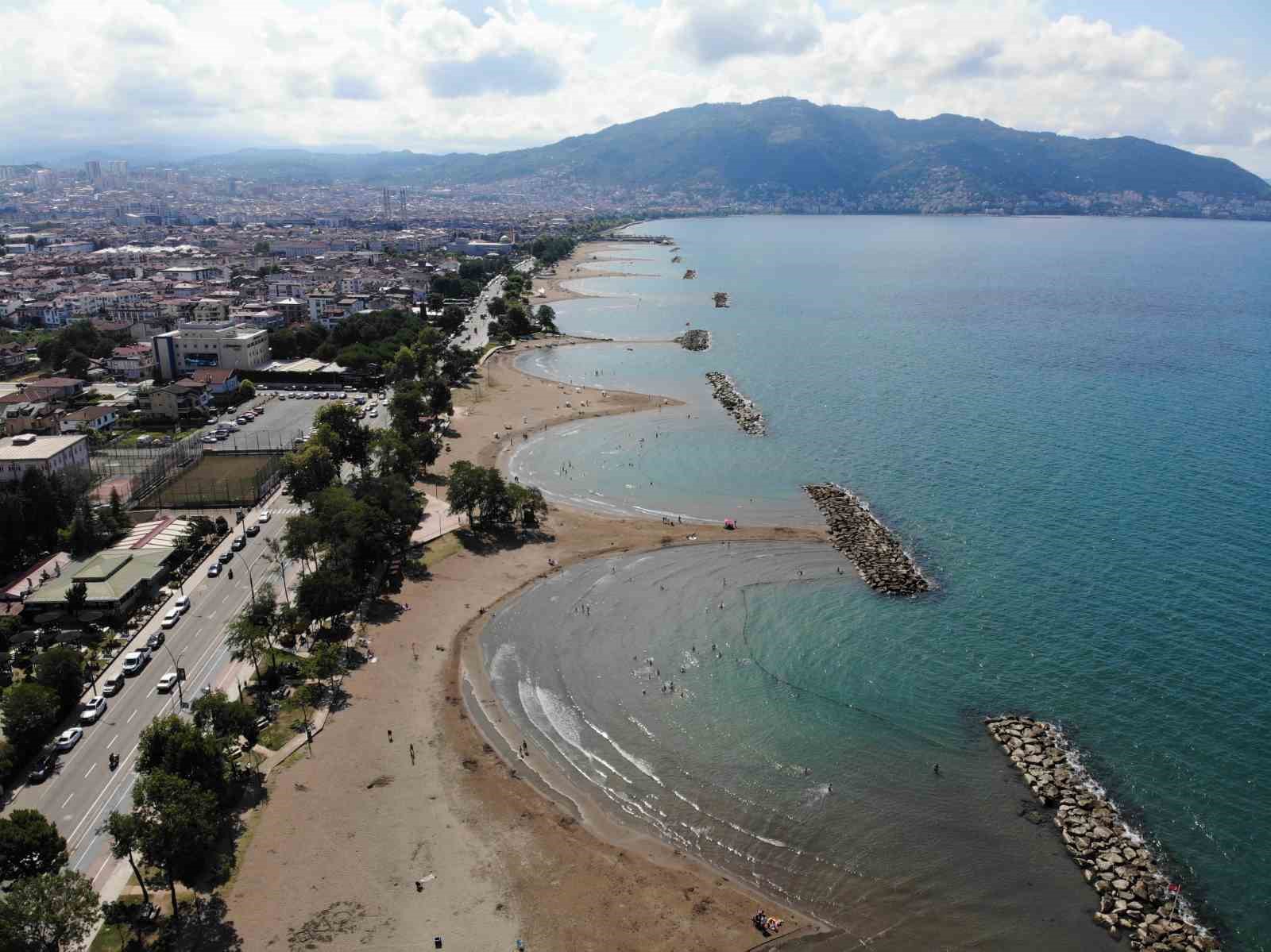 ORDU’DA DENİZE GİRMEK 2 GÜNLÜĞÜNE YASAKLANDI