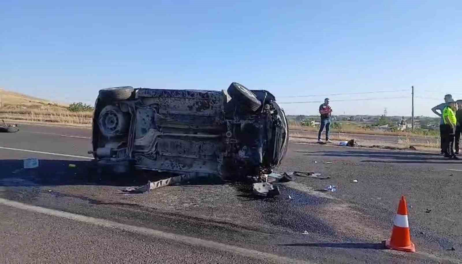 ŞANLIURFA’DA FECİ KAZA: 2 ÖLÜ, 2 YARALI