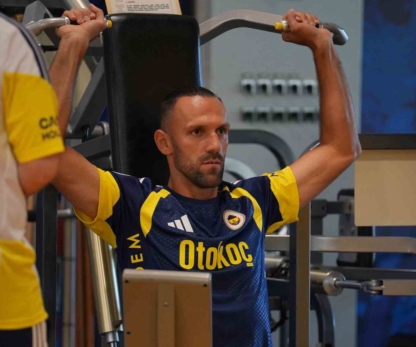 VEDAT MURİQİ, ÇALIŞMALARA BAŞLADI