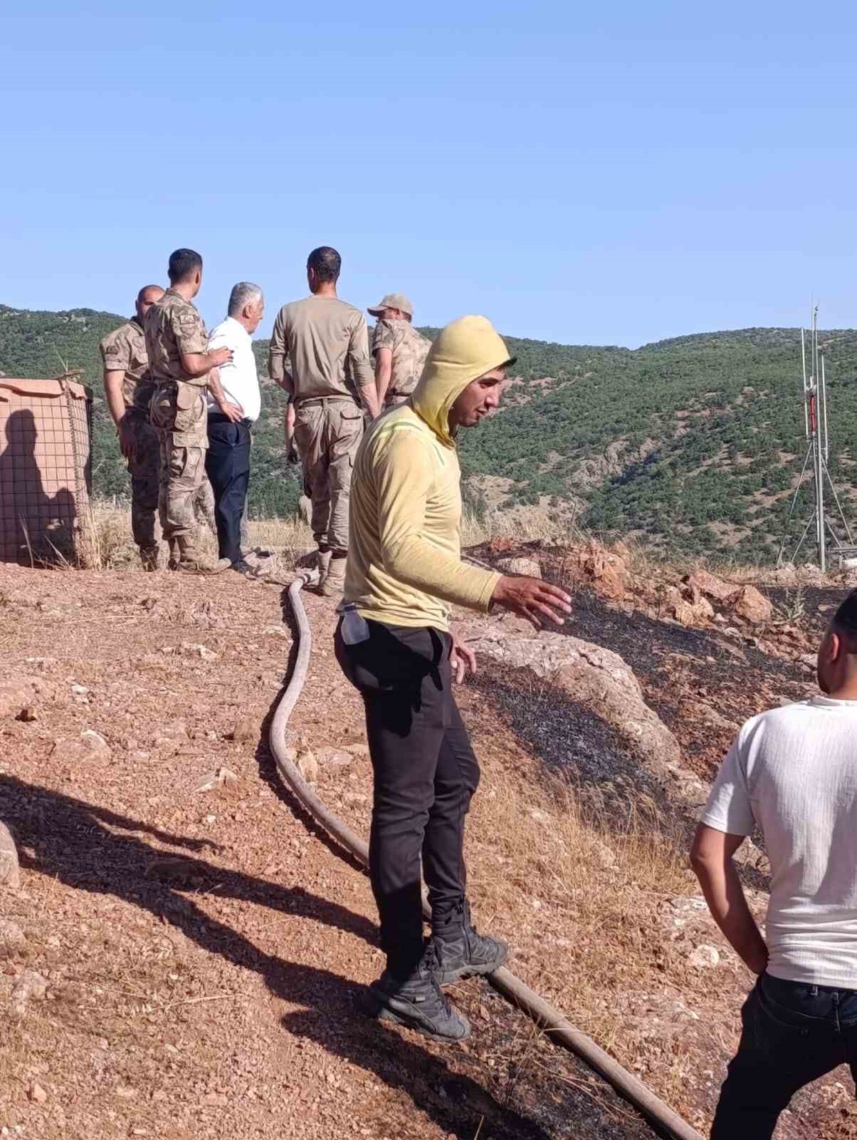 SİİRT’TE ÇIKAN YANGIN EKİPLERİN MÜDAHALESİYLE SÖNDÜRÜLDÜ