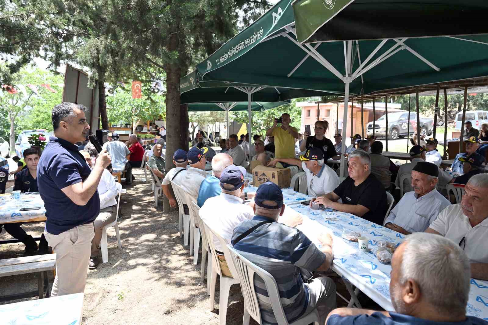 ’BABALAR GÜNÜ’NDE ANLAMLI BULUŞMA: ŞEHİT AİLELERİ VE GAZİLER DARISEKİSİ’NDE AĞIRLANDI