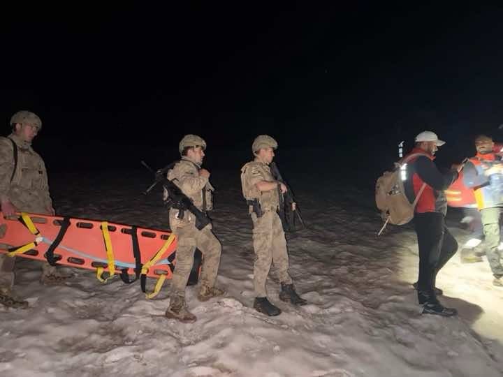 TUNCELİ’DE MANTAR TOPLARKEN KAYBOLAN 3 ŞAHIS BULUNDU