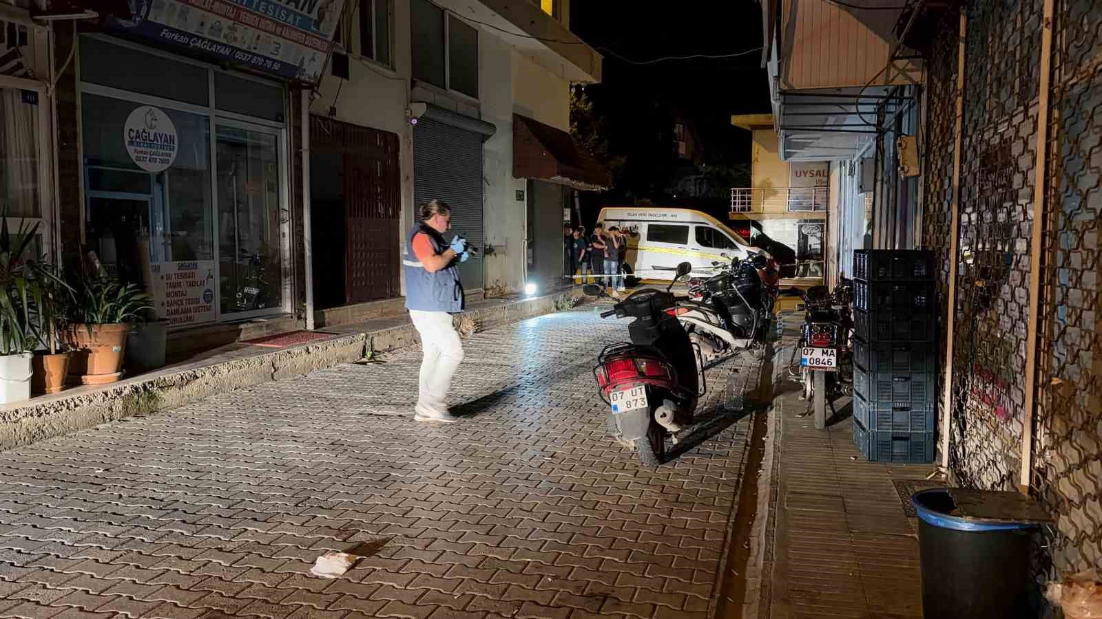 GAZİPAŞA’DA SİLAHLI KAVGA: 1 YARALI