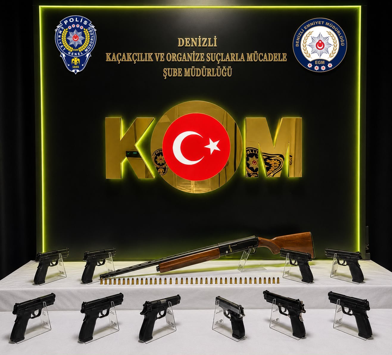 DENİZLİ’DE SİLAH KAÇAKÇILIĞI OPERASYONUNDA 3 KİŞİ TUTUKLANDI