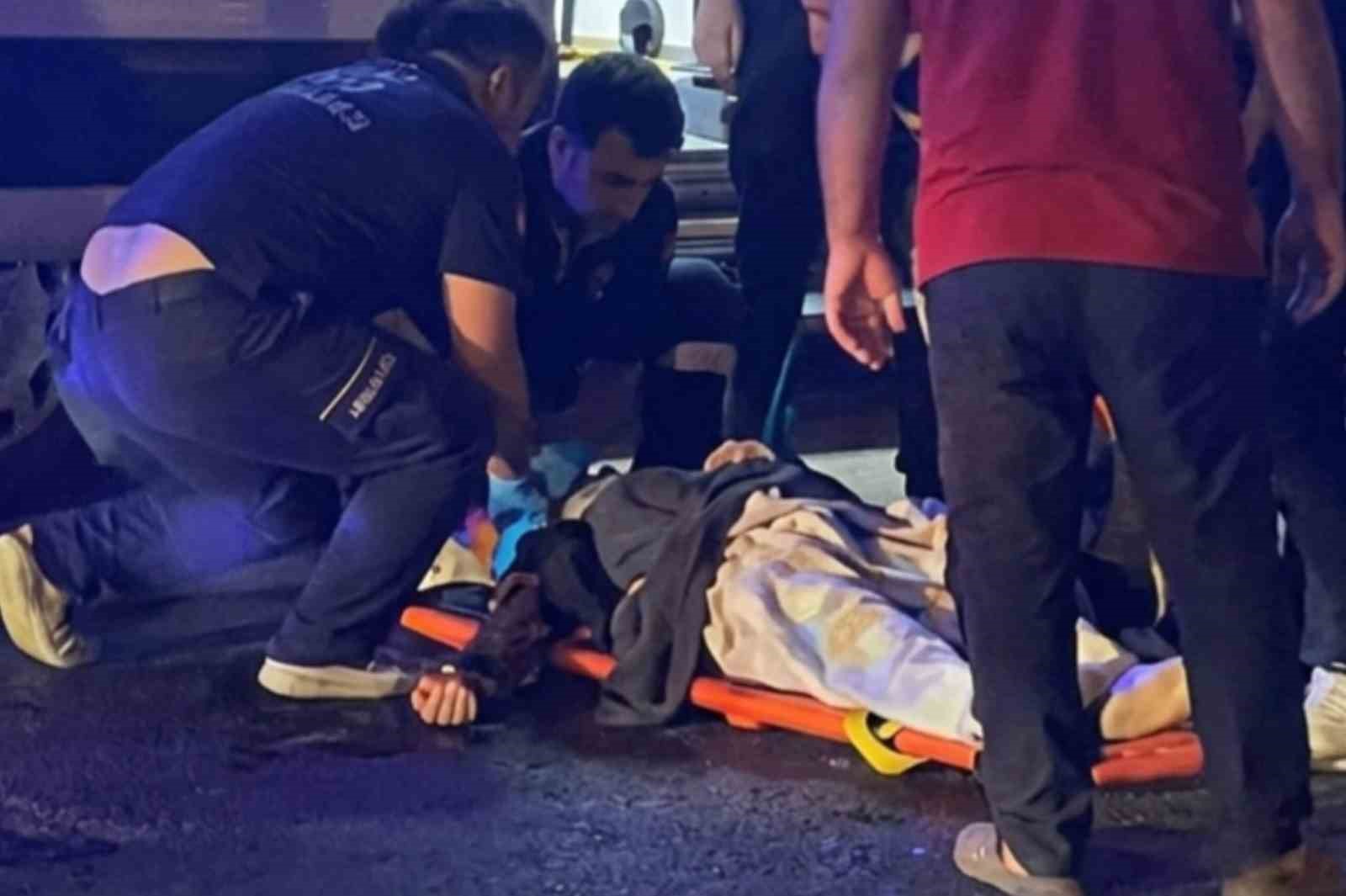MARDİN’DE OTOMOBİLİN ÇARPTIĞI YAŞLI KADIN AĞIR YARALANDI