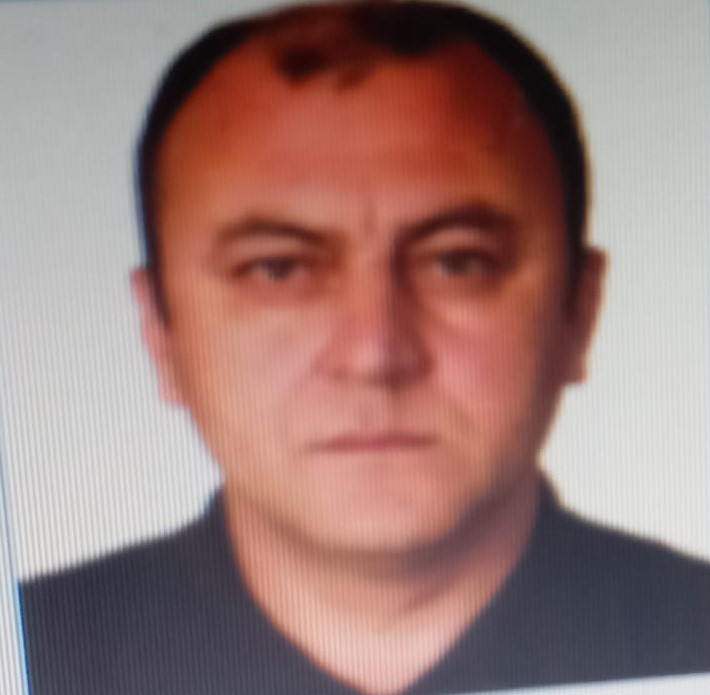 İŞE GELMEYİNCE MERAK EDİP EVİNE GİDEN ARKADAŞLARI KORKUNÇ MANZARAYLA KARŞILAŞTI: SAĞLIK ÇALIŞANI EVİNDE ÖLÜ BULUNDU