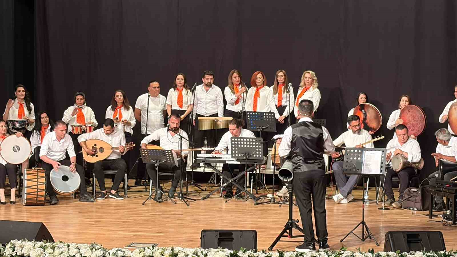 KAYSERİ’DE TALASEMİ HASTALARI VE AİLELER KONSERDE MORAL BULDU