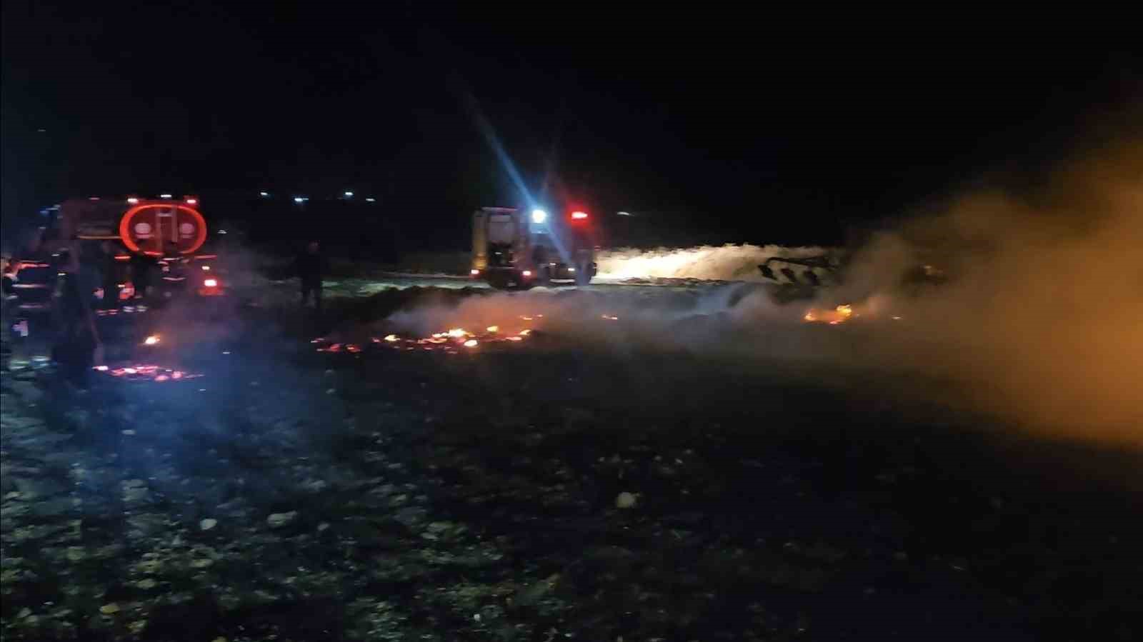 BALIKESİR’DE ALEVLER GECEYİ AYDINLATTI