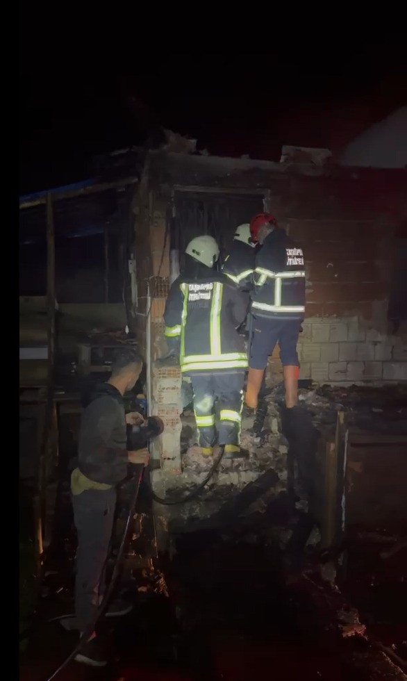 KASTAMONU’DA EV YANGINI