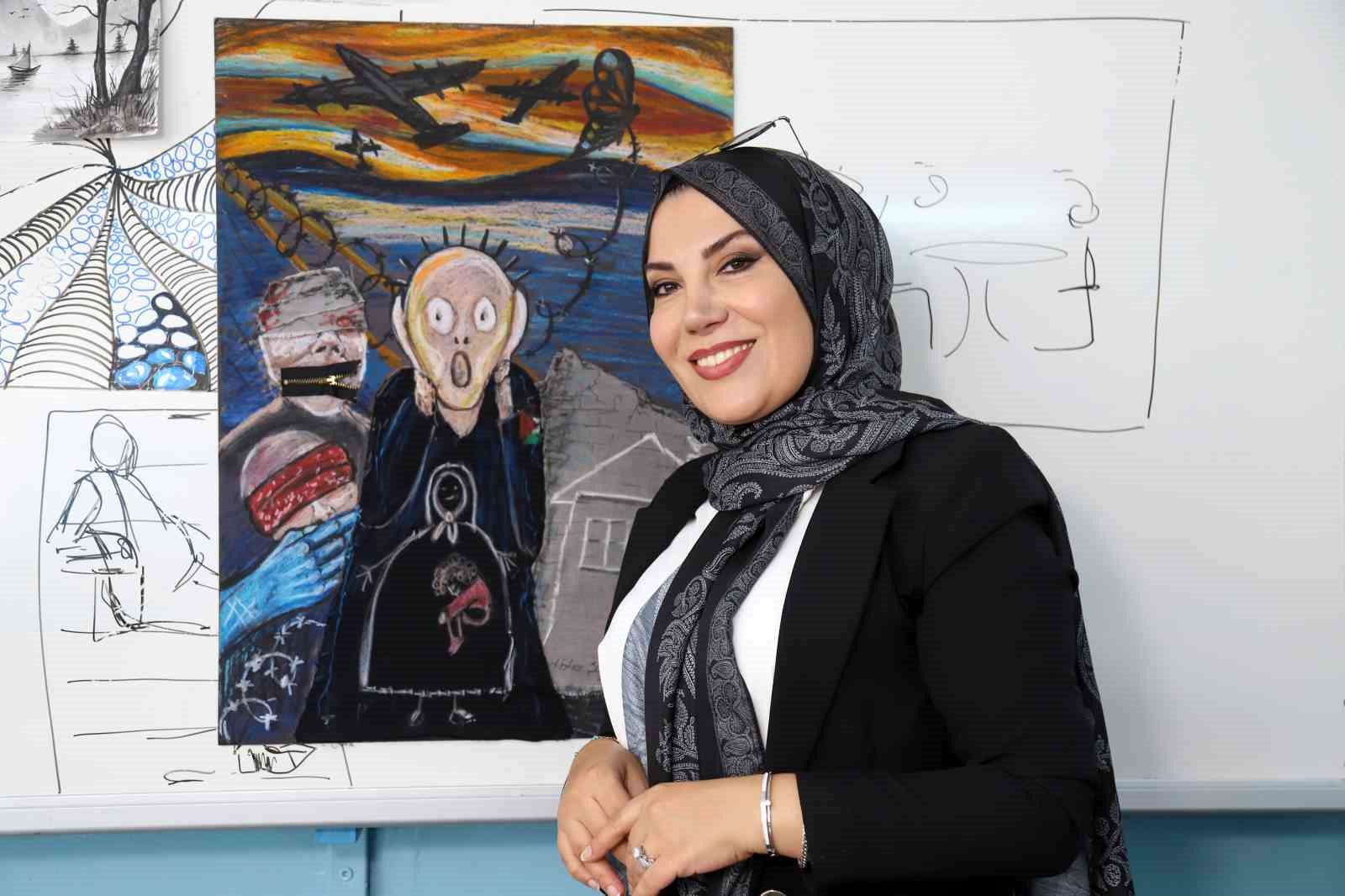 ÇÖP DEĞİL SANAT ESERİ: ÖĞRETMEN HATİCE ŞENTÜRK’TEN İLHAM VEREN GERİ DÖNÜŞÜM PROJESİ