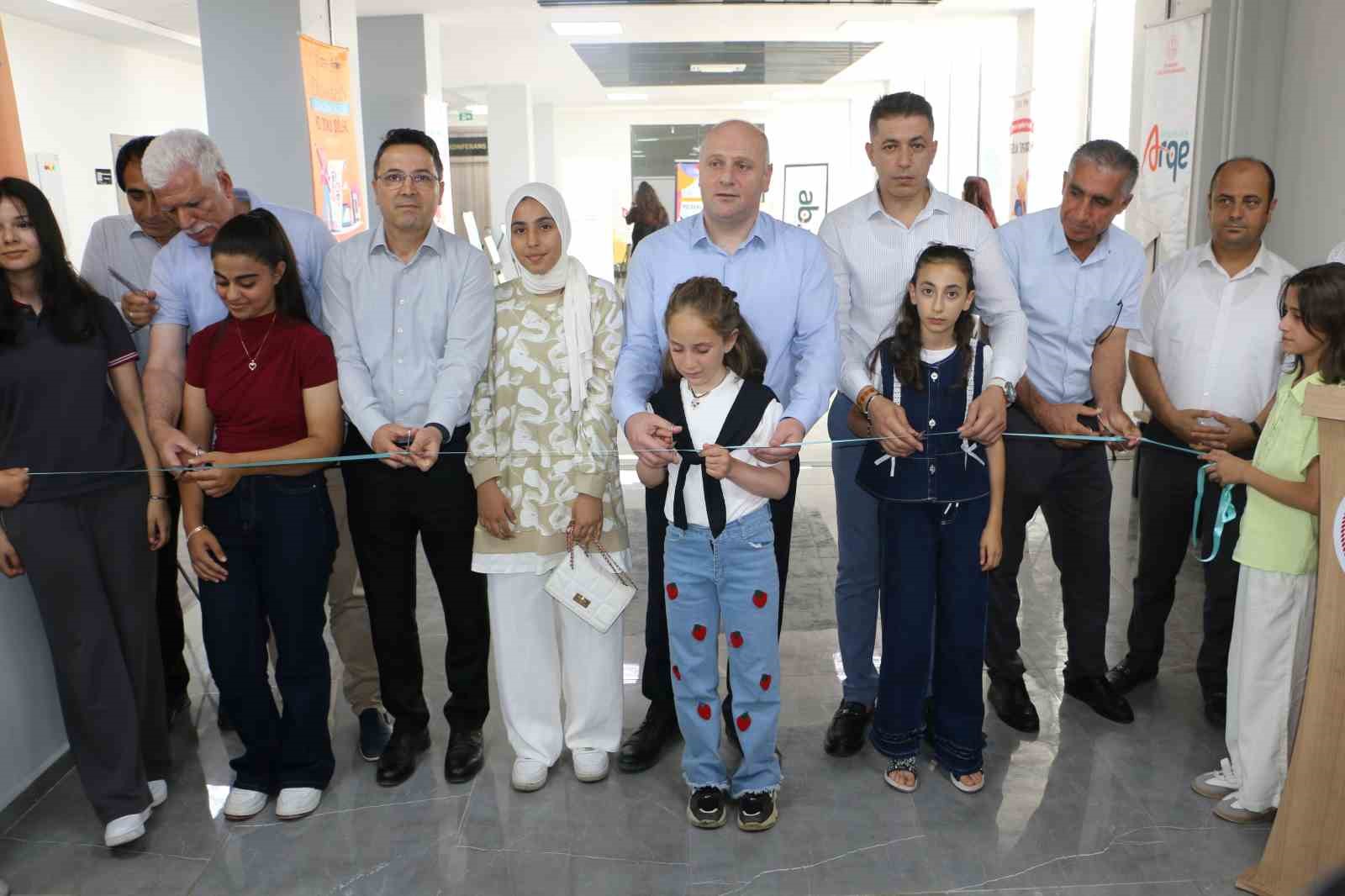 DİLİMİZİN ZENGİNLİKLERİ PROJESİNDE ÖDÜLLER SAHİPLERİNİ BULDU