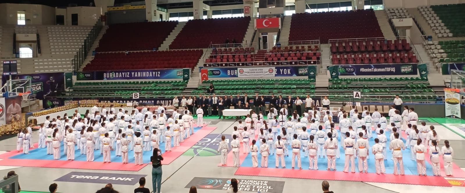 4 ÜLKEDEN GELEN 180 SPORCU, BURSA’DAKİ KYOKUSHİN KUPASI’NDA BULUŞTU