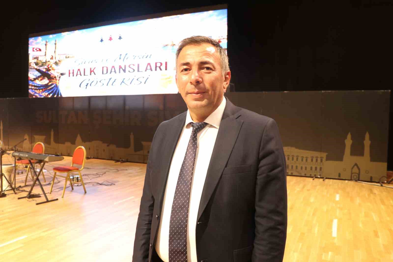 SİVAS VE MERSİN İŞBİRLİĞİNDE FOLKLORLAR HARMANLANDI