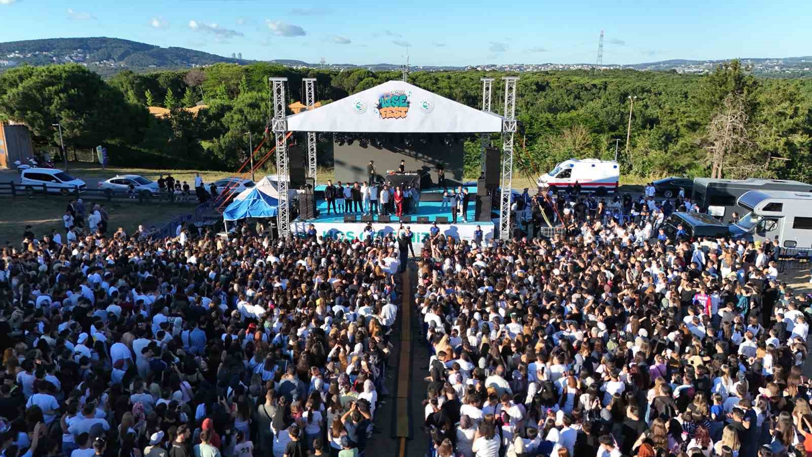 BEYKOZ’DA GENÇLİK COŞKUSU ZİRVEYE ULAŞTI