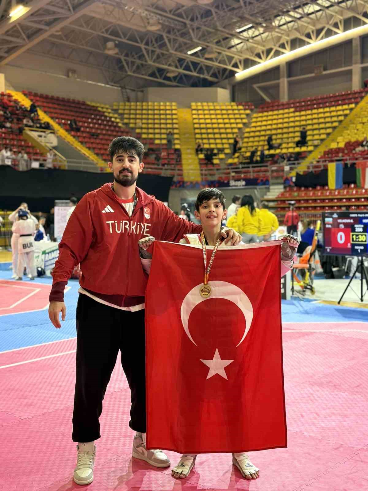 AVRUPA ŞAMPİYONU DOĞAN DEMİR, SAMSUN’DA GELECEĞİN ŞAMPİYONLARINI HAZIRLIYOR