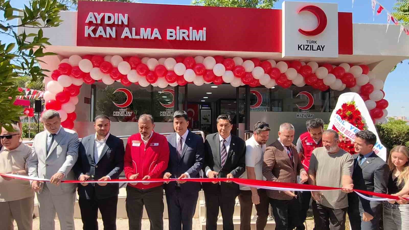 KIZILAY KAN BAĞIŞ MERKEZLERİ GÜNDE ORTALAMA 9 BİN KAN BAĞIŞI ALIYOR