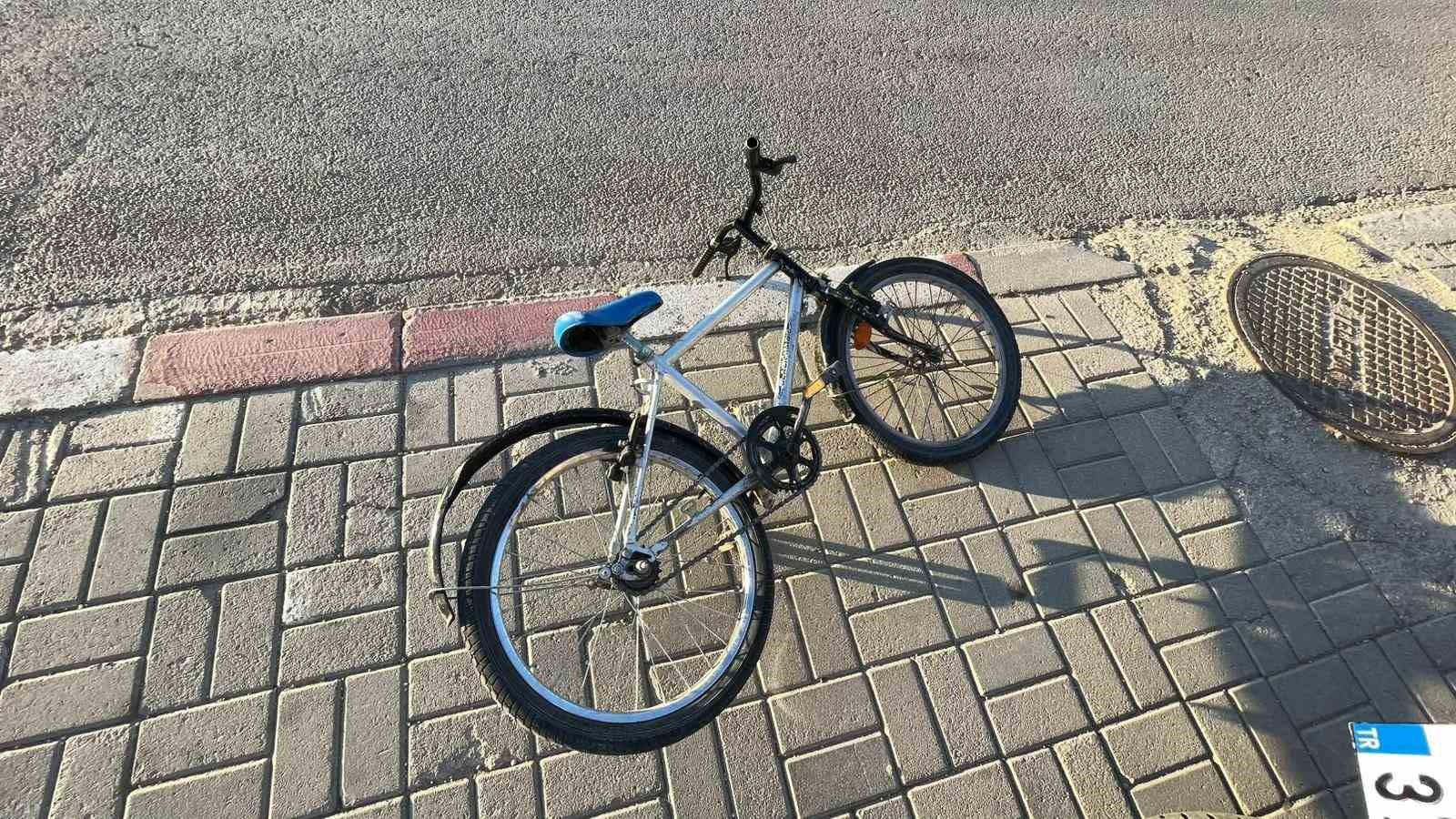 OTOMOBİLİN ÇARPTIĞI 9 YAŞINDAKİ ÇOCUK YARALANDI