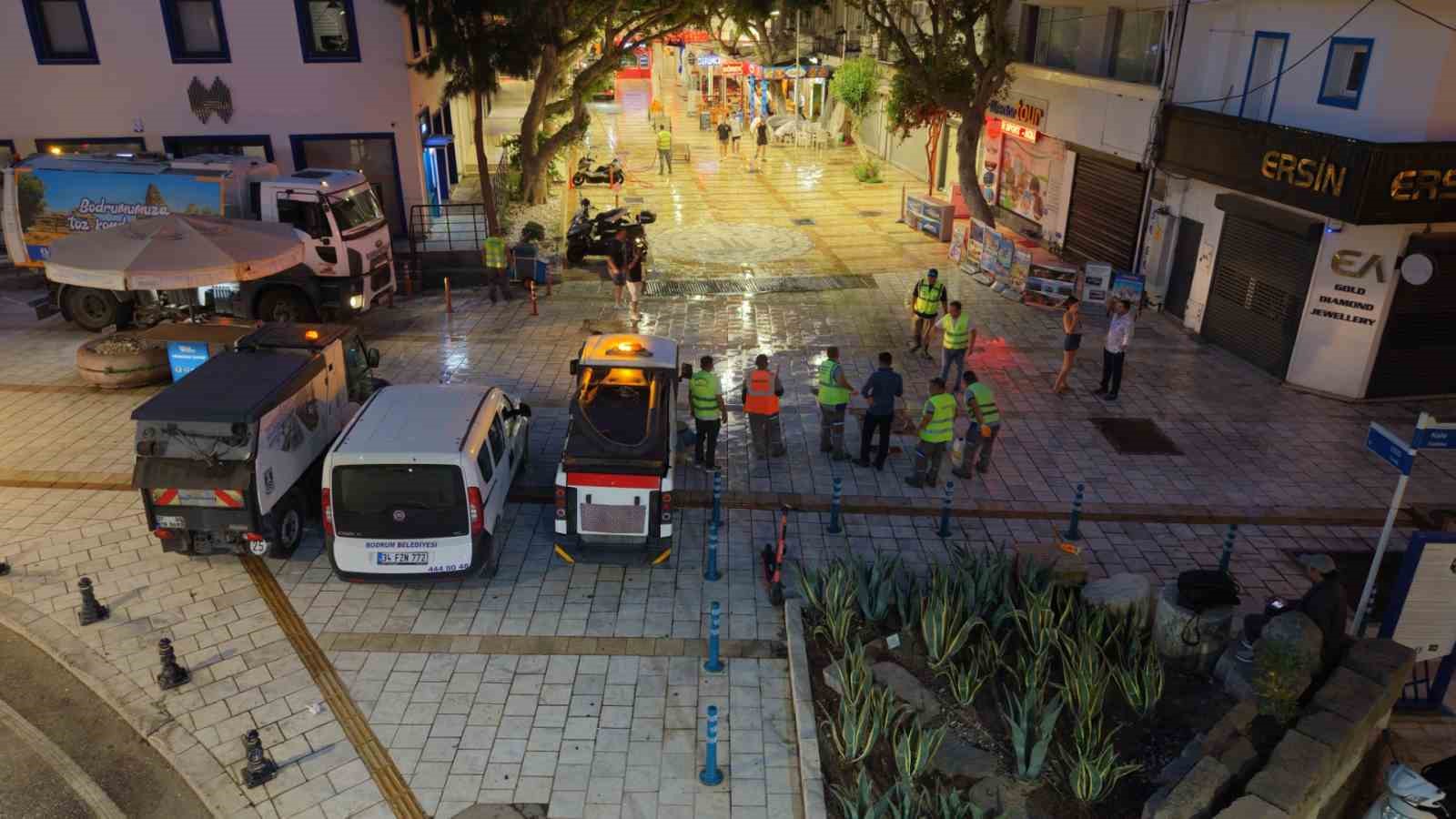 BODRUM ÇARŞI MAHALLESİ’NDE KAPSAMLI TEMİZLİK