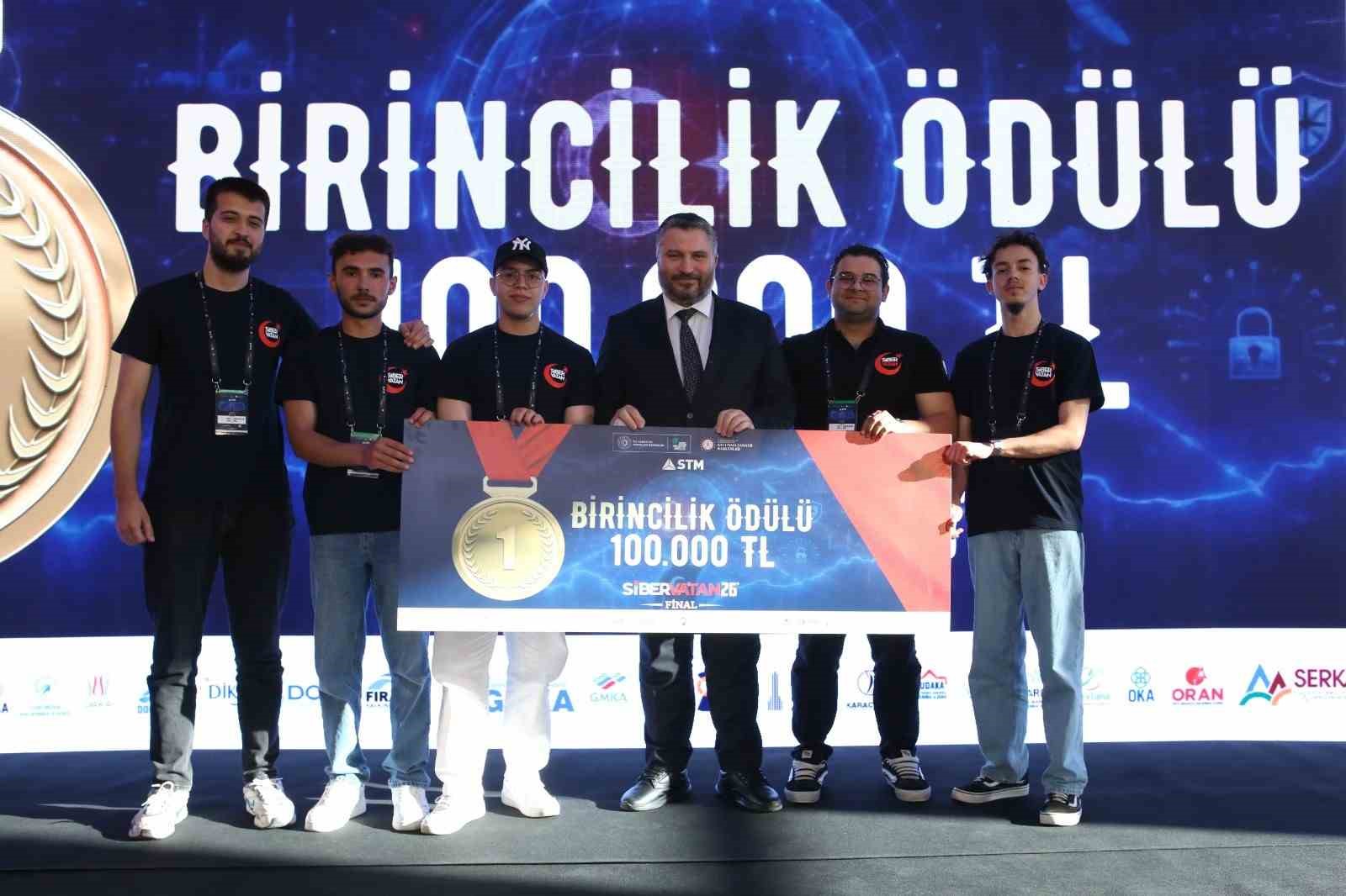 "SİBER VATAN" FİNAL YARIŞMASINDA BATI AKDENİZ EKİBİ ŞAMPİYON OLDU