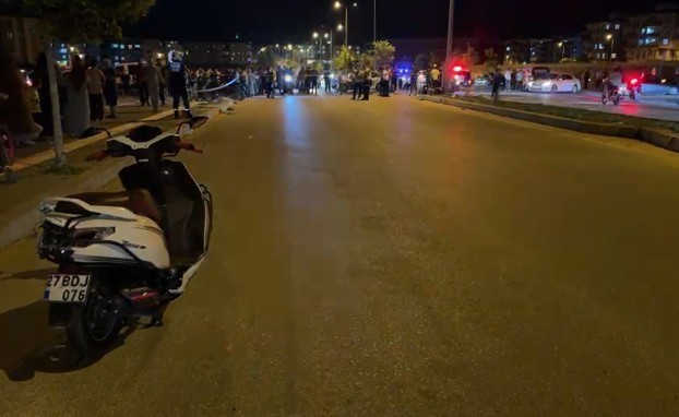 NİZİP’TE İKİ MOTOSİKLET ÇARPIŞTI: 4 YARALI