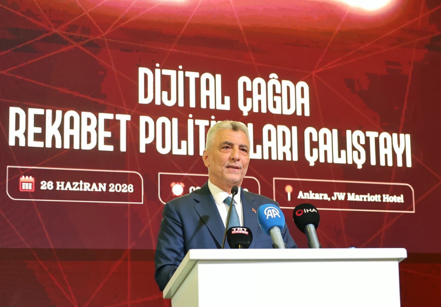 BAKAN BOLAT: "YAPAY ZEKA ARTIK E-TİCARETTE BİR TERCİH DEĞİL, REKABET GÜCÜNÜN EN TEMEL UNSURLARINDAN BİRİ"