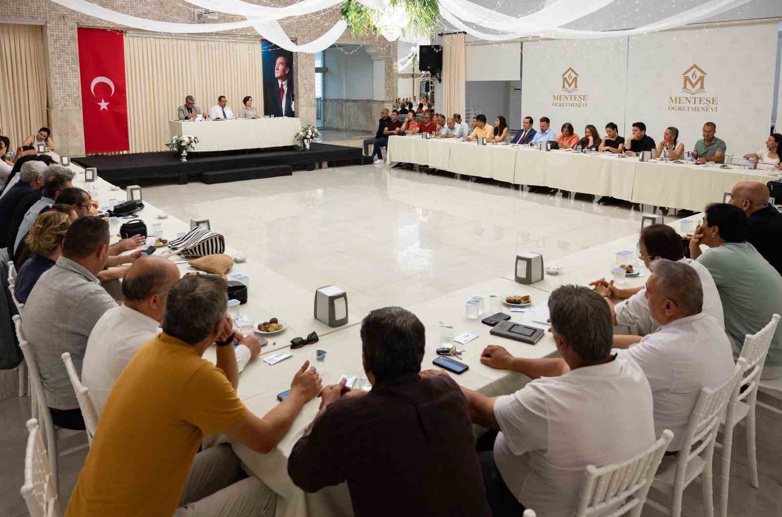 MENTEŞE’DE EĞİTİMDE YENİ DÖNEM PLANLARI GÖRÜŞÜLDÜ