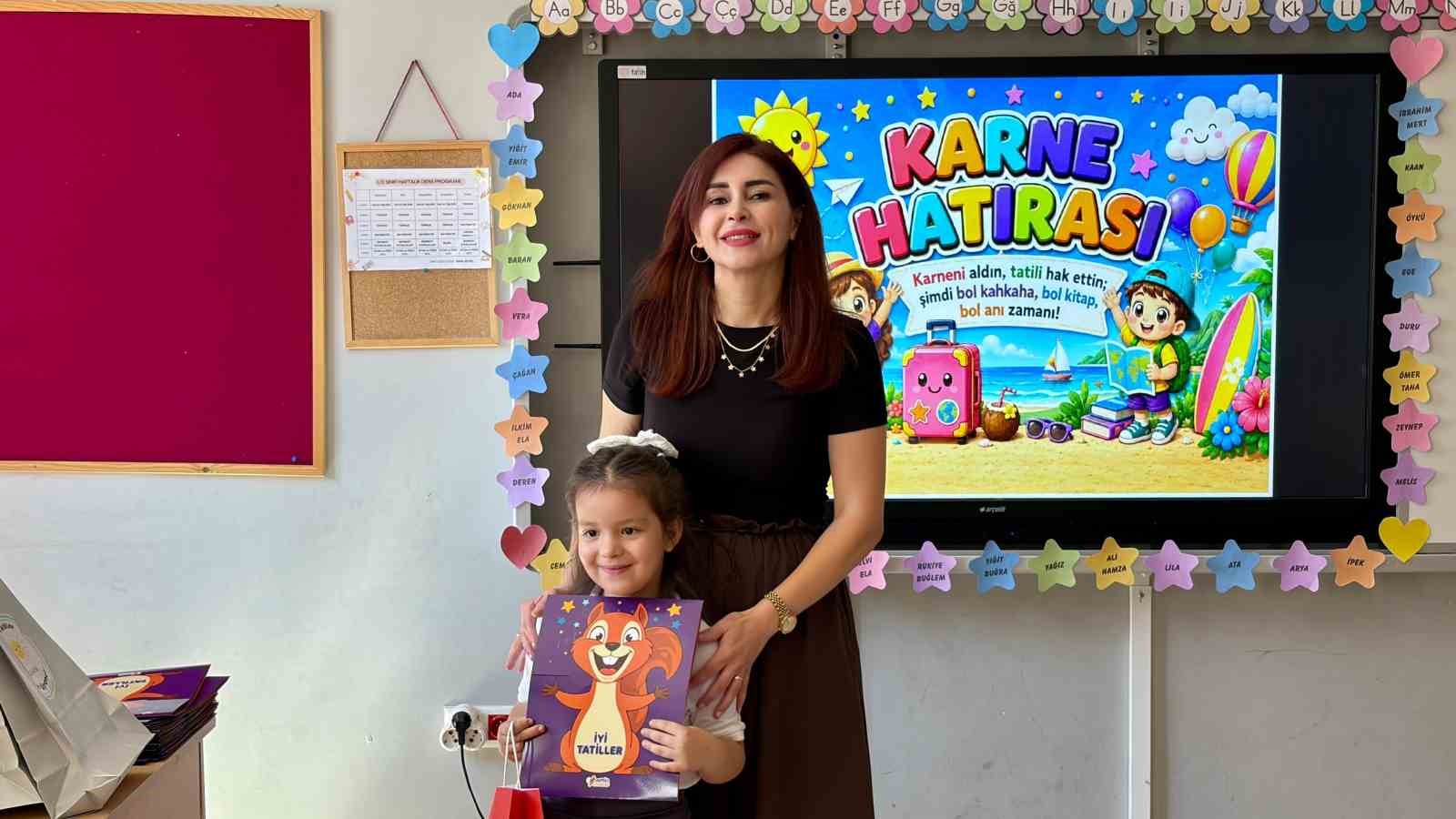 YAKLAŞIK 18 MİLYON ÖĞRENCİ KARNELERİNİ ALARAK YAZ TATİLİNE GİRDİ