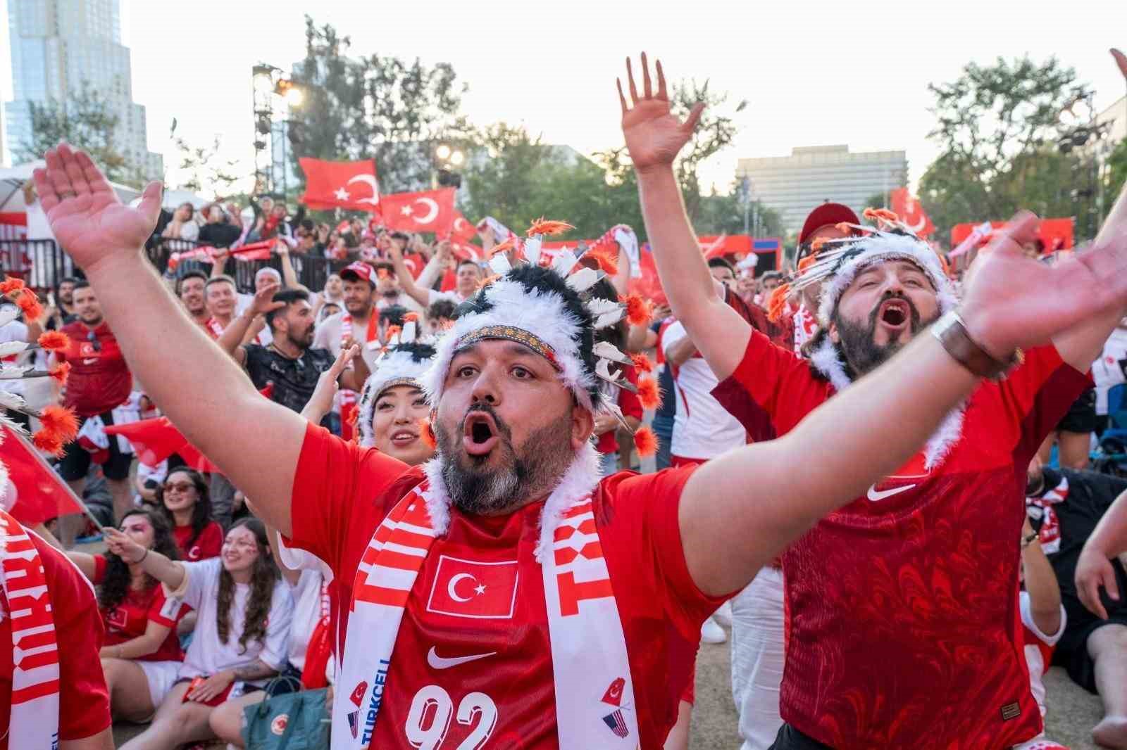 LOS ANGELES’TA TÜRKİYE RÜZGARI ZAFER COŞKUSUYLA TAÇLANDI