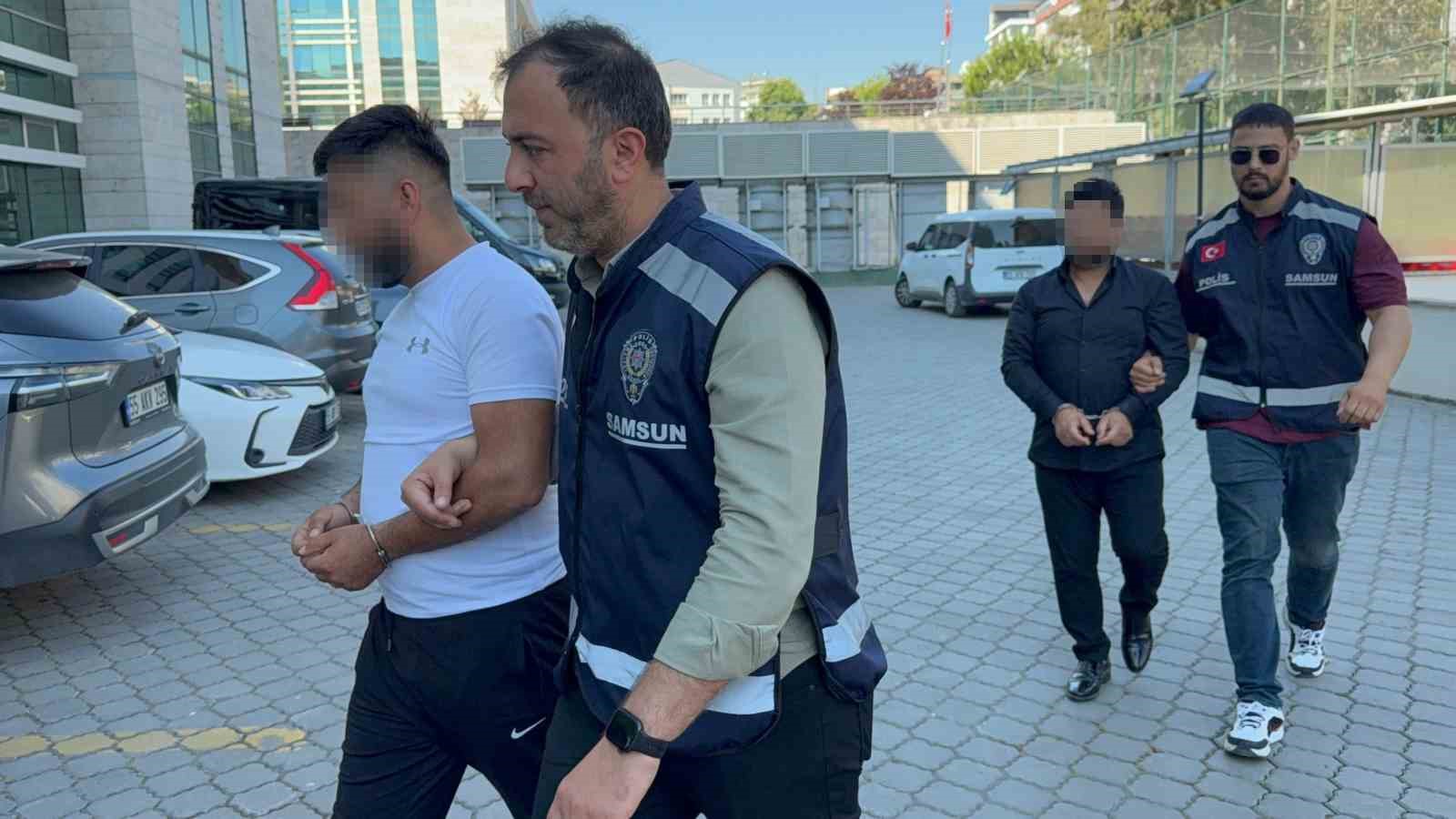 EV YAPTIKLARI ARSA SAHİBİNİ BIÇAKLA YARALAYAN 2 MÜTEAHHİT TUTUKLANDI