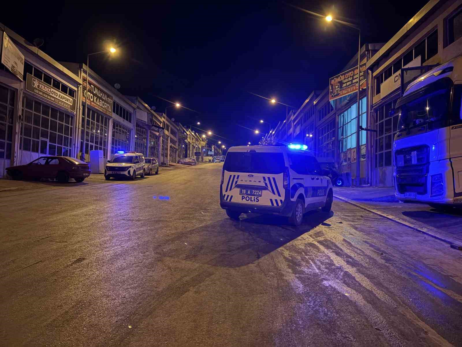 ÇORUM’DA İŞ YERİNDE BIÇAKLI KAVGA: 2 YARALI